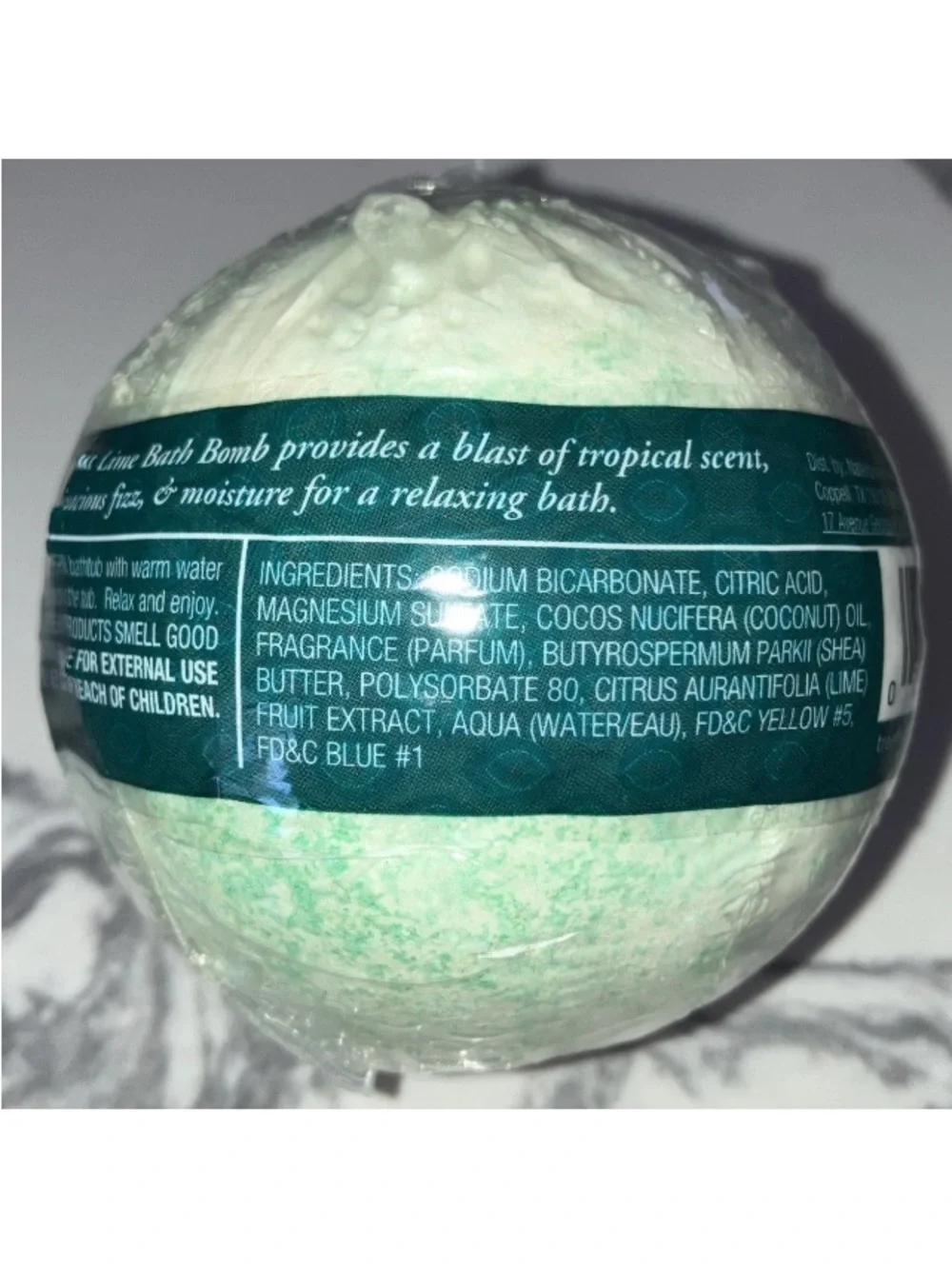 Tree Hut Bath Bomb Coconut Lime Hand Made Tropical Scent And Vivacious Fizz New.